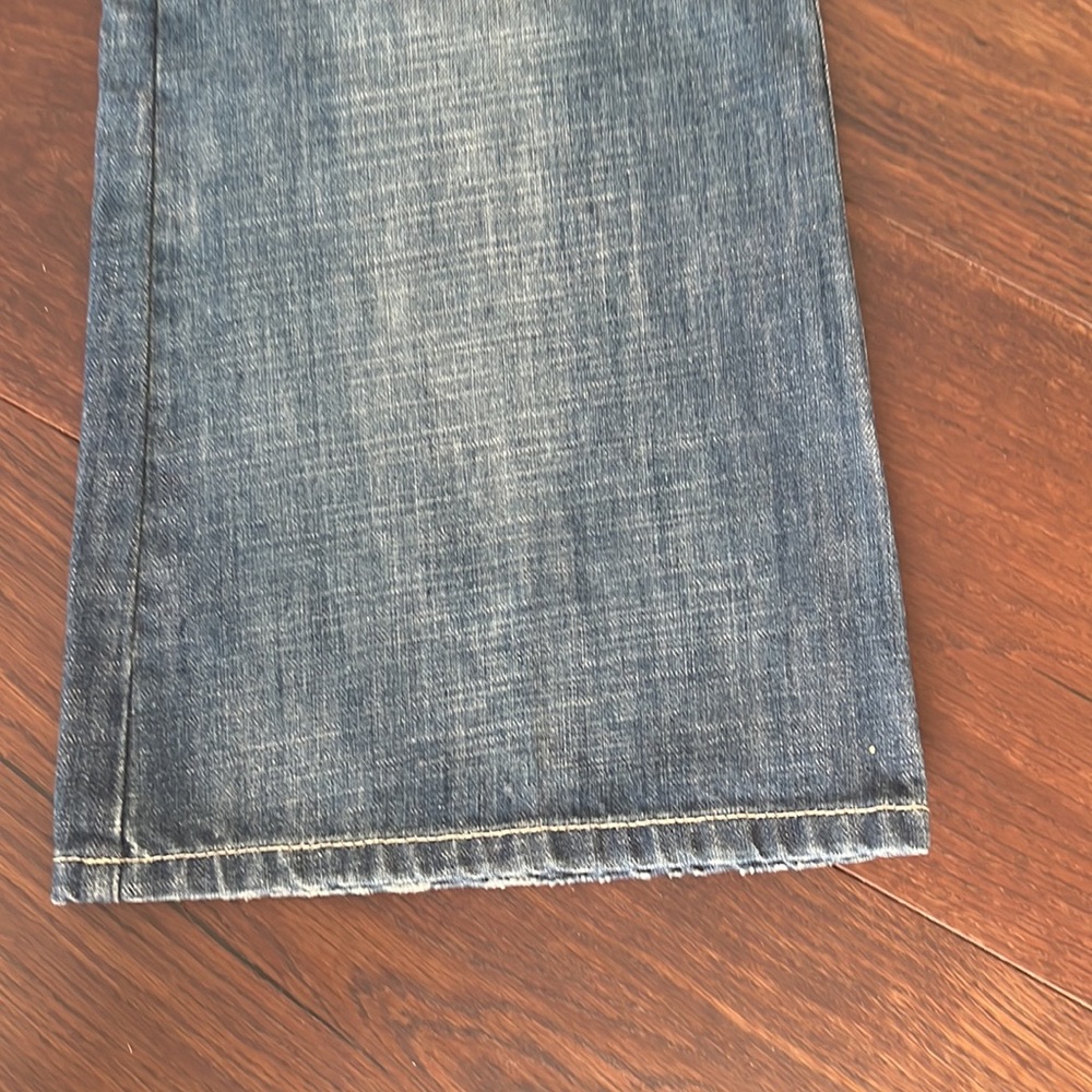 Jeans - Picture 7 of 16